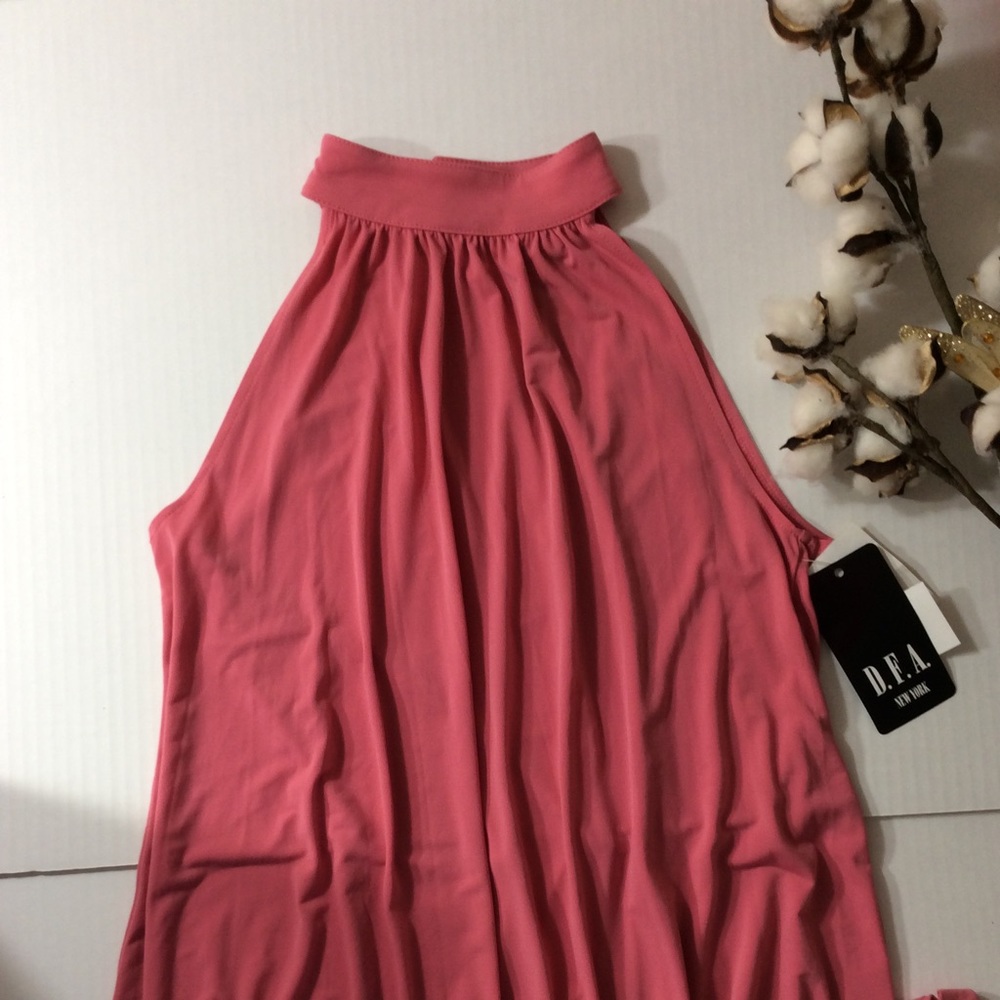 D.F.A. NY halter top sz M dusty rose w/side tie